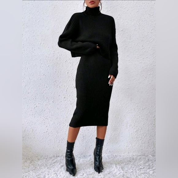 New Chic 2 Piece Ribbed Sweater Dress Black Two Piece Set - Picture 5 of 8